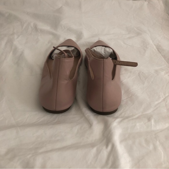 BCBG Malinda ankle strap flats size 9 - Picture 4 of 6